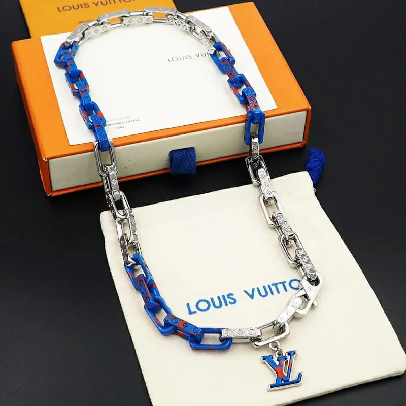 louis vuitton collier s_121a1444